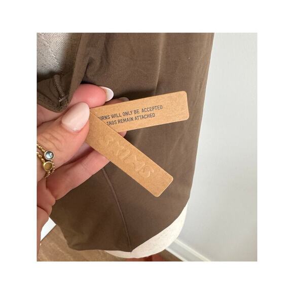 SKIMS NWTFits Everybody Sleeveless Mock Neck Bodysuit MICA - Size 4X - Picture 4 of 4